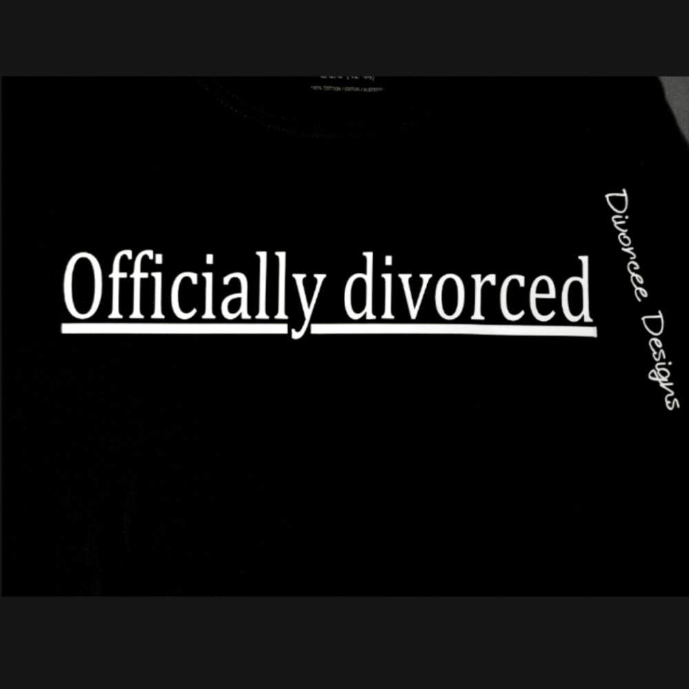 Officially Divorced Funny Divorce Shirt